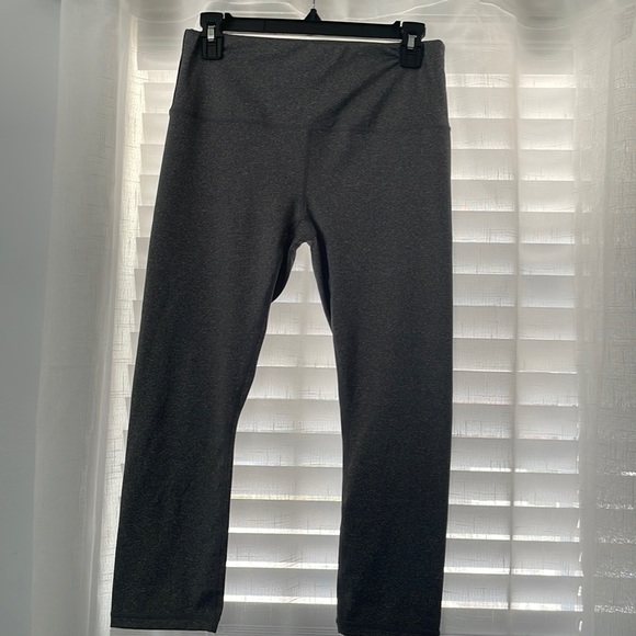 Reebok workout capris - Picture 1 of 4